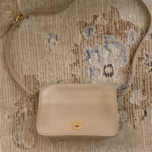 Vintage Coach City Bag in Bone